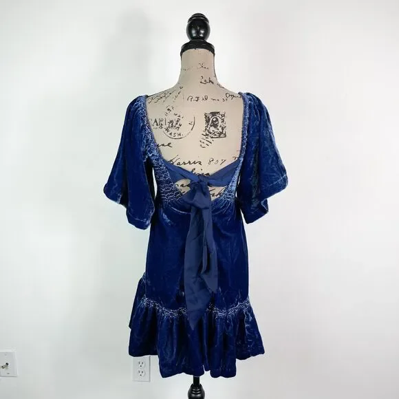 Free People NWT Easy To Love Embroidered Smocked Shift Blue Dress Size XS - Picture 3 of 6